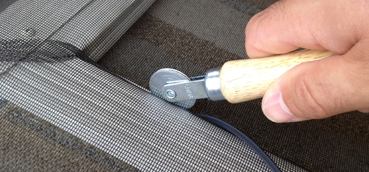 metal screen door repair in Livingston